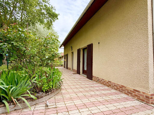 Spacieuse Maison Familiale — photo du bien