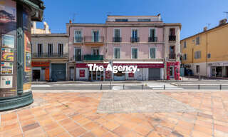 Immeuble  1100 m² à vendre à Aubagne (13400)