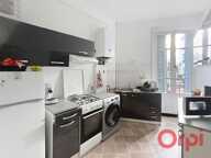 Appartement À Vendre - balcons filants - Type F3 — photo 3