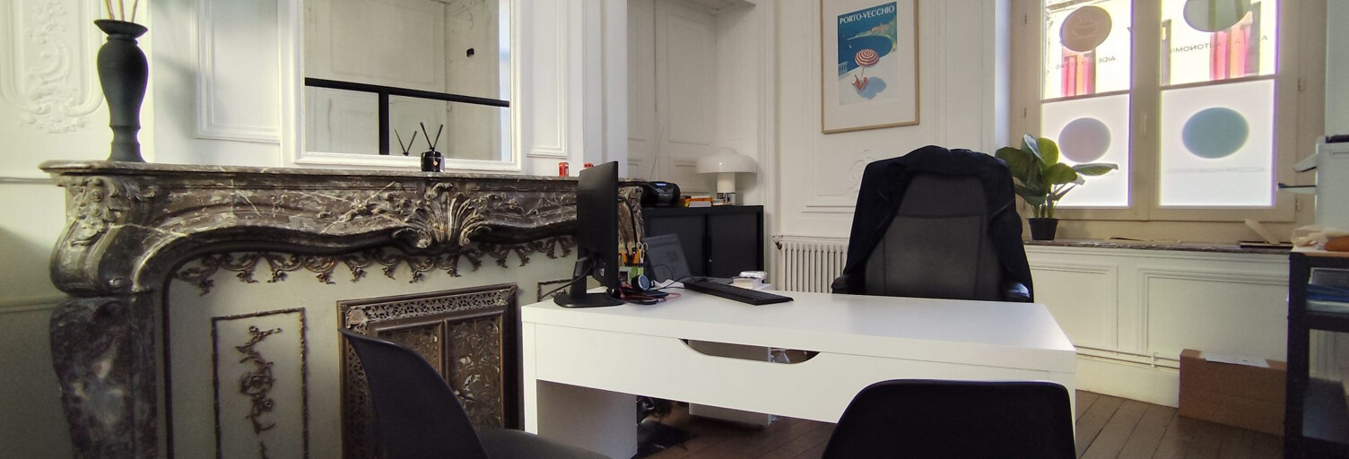 Bureau  79 m² à louer à Cambrai (59400)