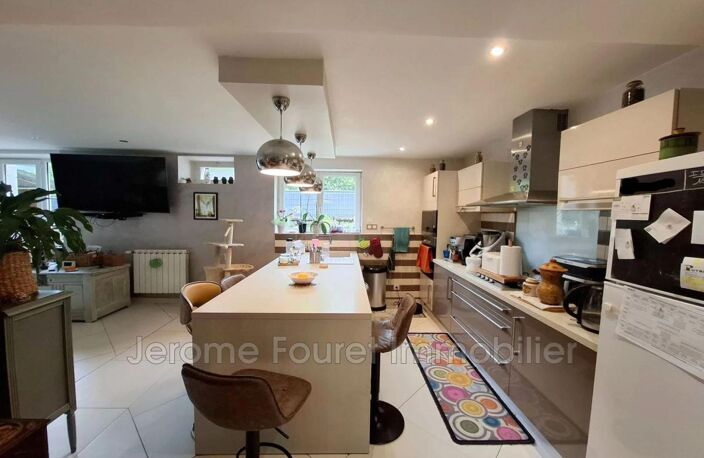MEYMAC - 260m² de surface totale — photo 5