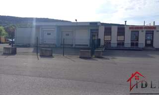 Local industriel  1200 m² à vendre à Lons-le-Saunier (39000)