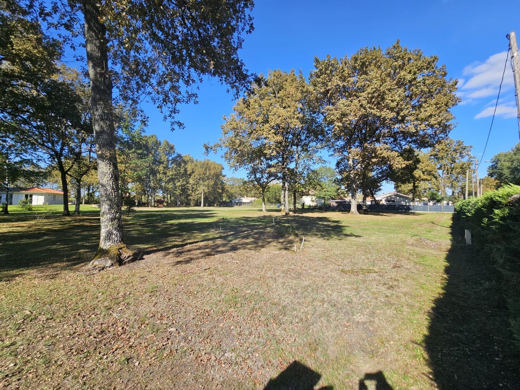 Terrain à bâtir de 920 m² à BONNETAN (33)