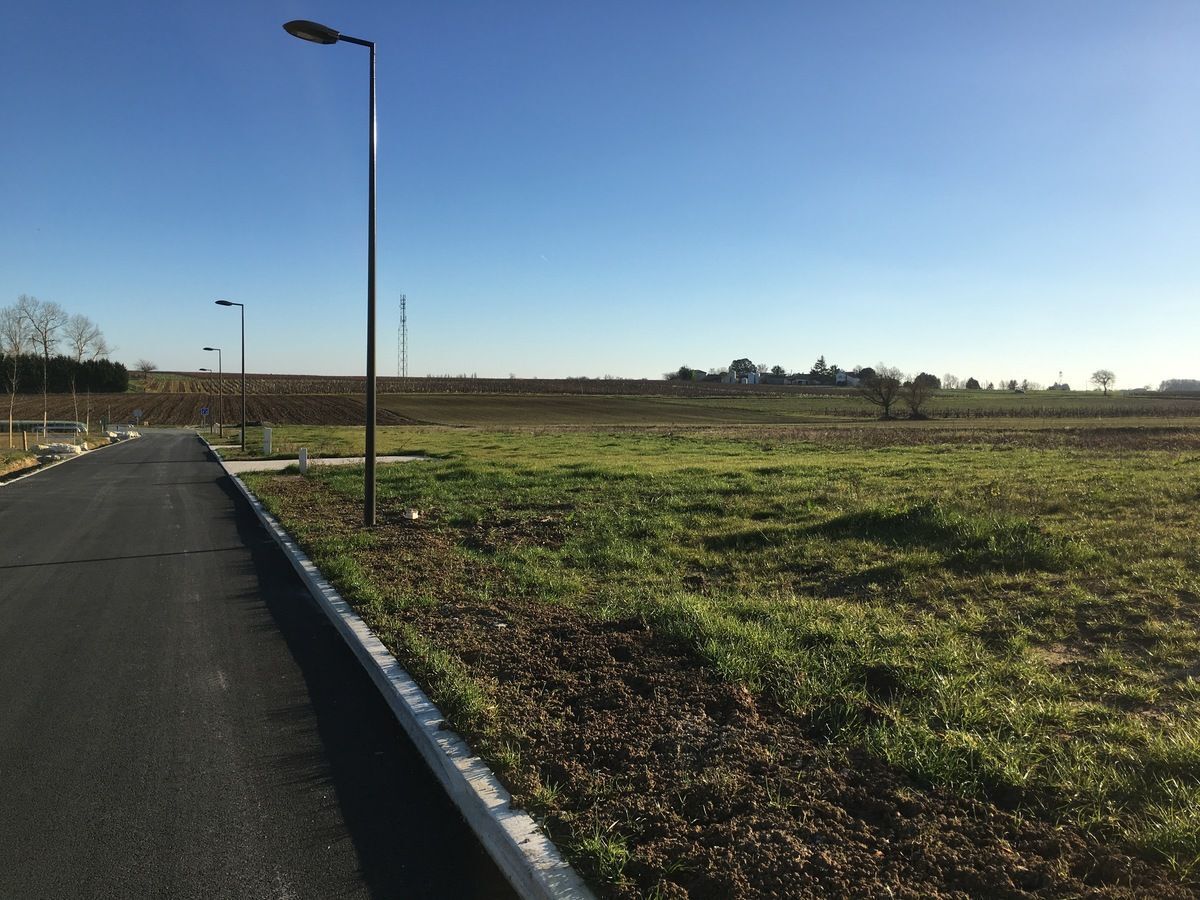 Terrain à bâtir de 550 m² à ARBANATS (33)
