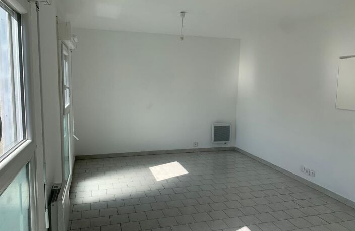 Appartement À Louer — photo 3