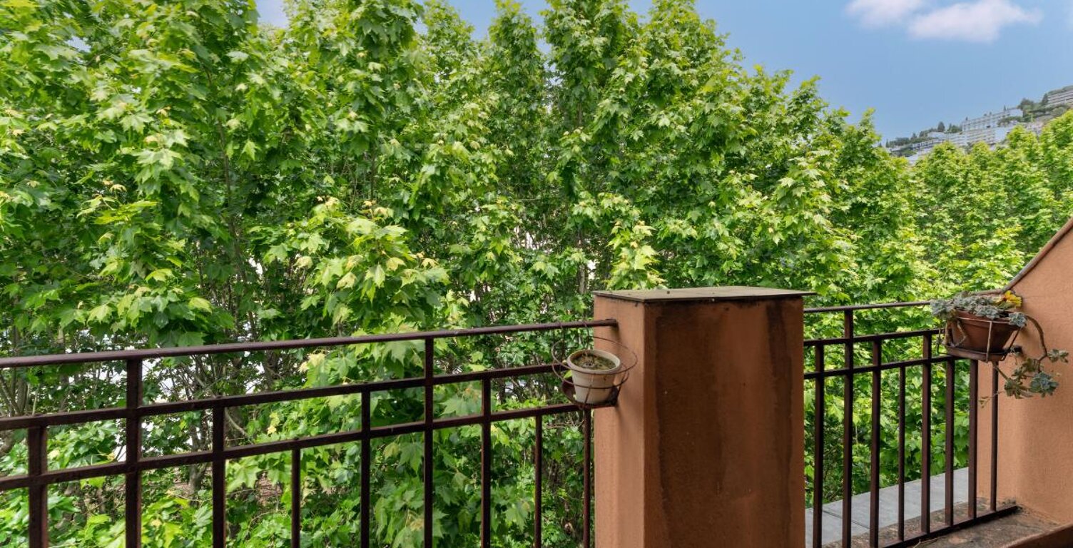 Appartement À Vendre — photo 1