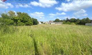 Terrain  930 m² à vendre à Forges (17290)