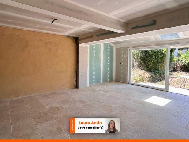   OPPORTUNITÉ À CONDOM – Maison de 130 m² avec jardin privé et double parking — photo du bien