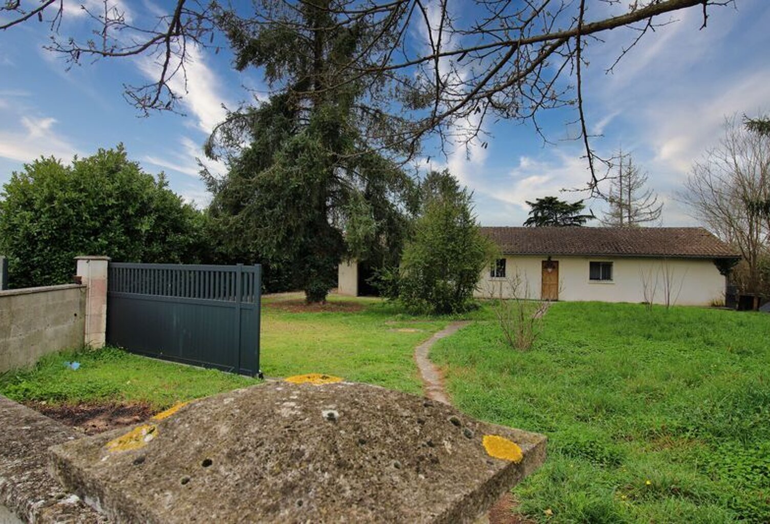 Maison familiale 120 m² – Terrain 2 500 m² piscinable – Saint-Denis-de-Pile — photo 1