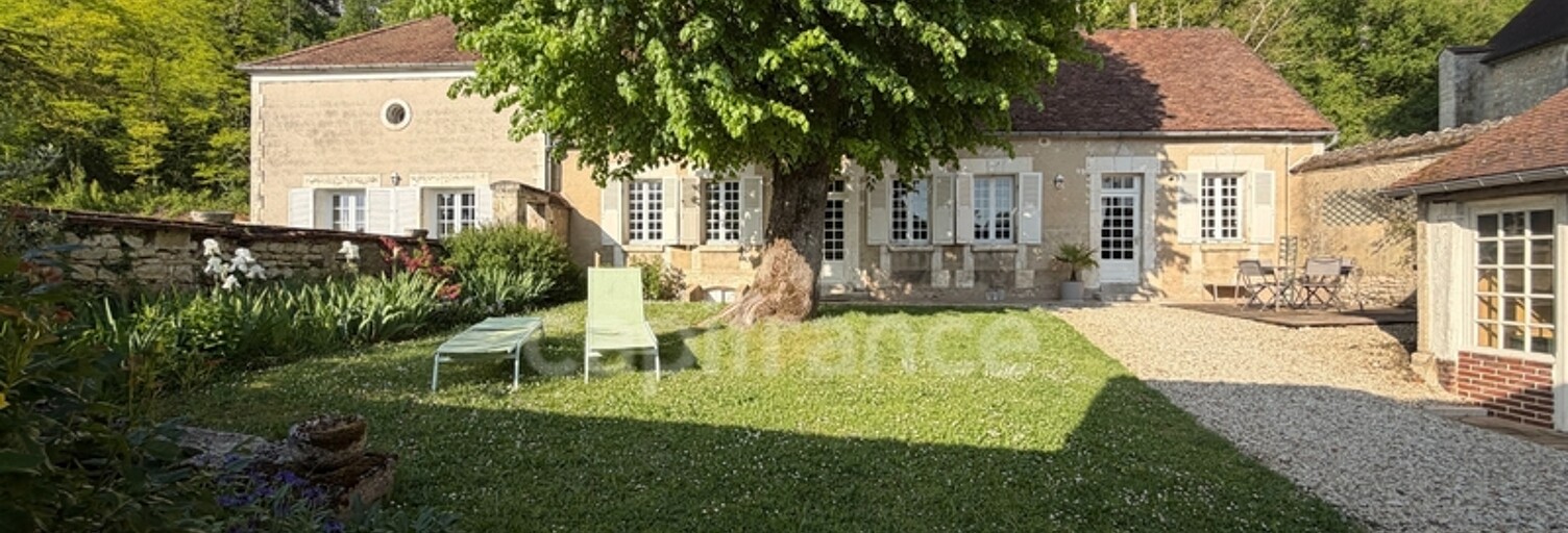 Maison 9 Pièces 185 m² à vendre à Gy-l'Évêque (89580)
