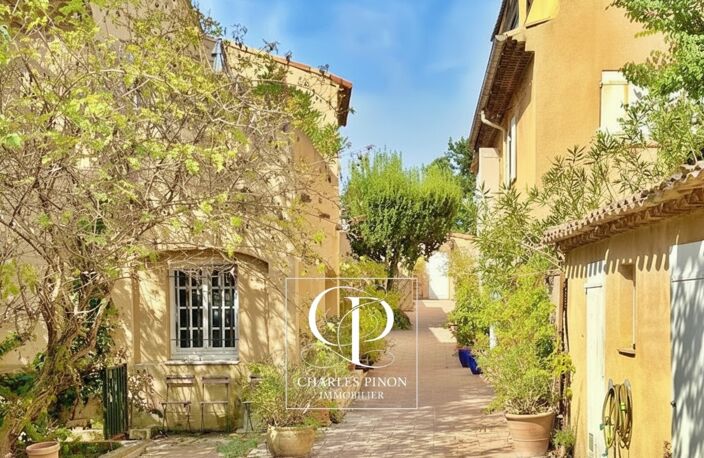 Appartement de charme 93 m² avec garage  AIX EN PROVENCE (13) — photo 3