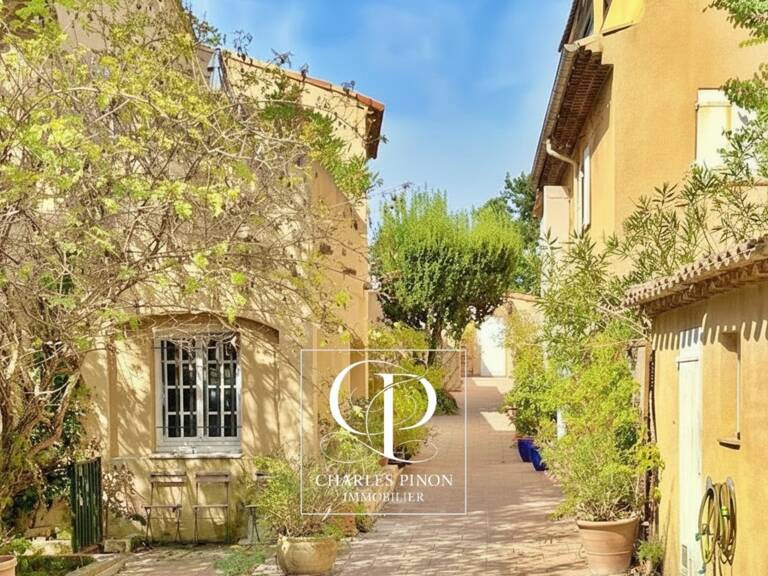 Appartement de charme 93 m² avec garage  AIX EN PROVENCE (13) — photo 1