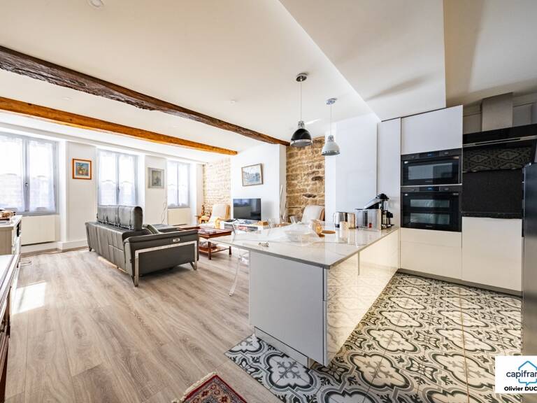 Appartement à vendre 3 pièces DOLE (39) Hyper Centre Ville, superbement rénové — photo 1