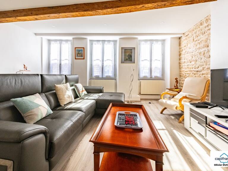 Appartement à vendre 3 pièces DOLE (39) Hyper Centre Ville, superbement rénové — photo 1