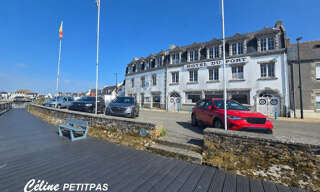 Immeuble  1105 m² à vendre à Treffiagat (29730)