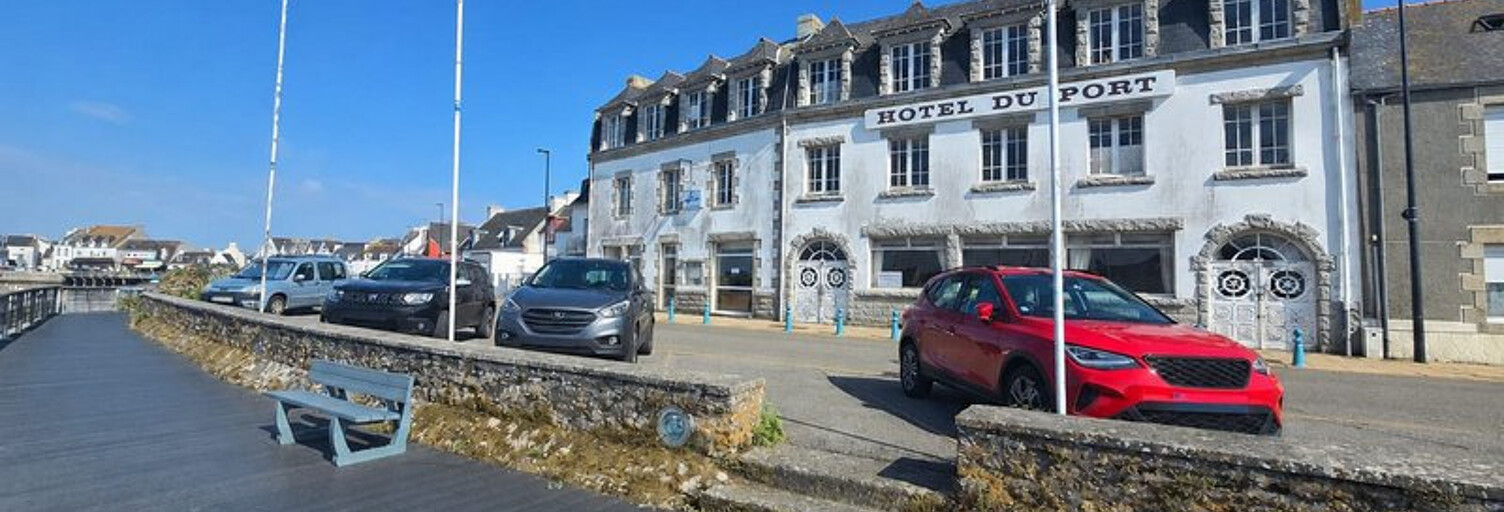 Immeuble  1105 m² à vendre à Treffiagat (29730)