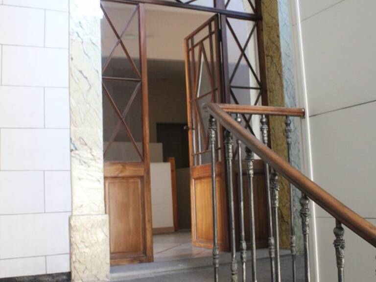 Studio 35 m² à Lunel – Fort potentiel à personnaliser — photo 1