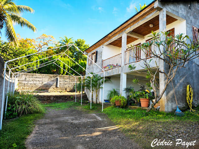 Maison à vendre F3 de 68 m2  pièces LA RIVIERE (974) — photo du bien