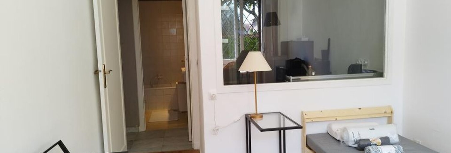 Appartement 1 Pièce 20 m² à louer à Bron (69500)