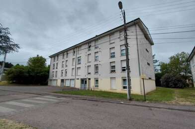Appartement 5 pièces 469 €
