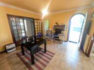 Maison 4 faces plain pied avec jardin et grand garage — photo 4