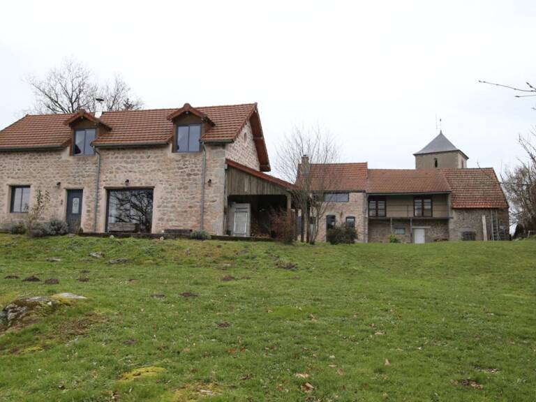 Propriété de 2 ha 78 en situation dominante — photo 1