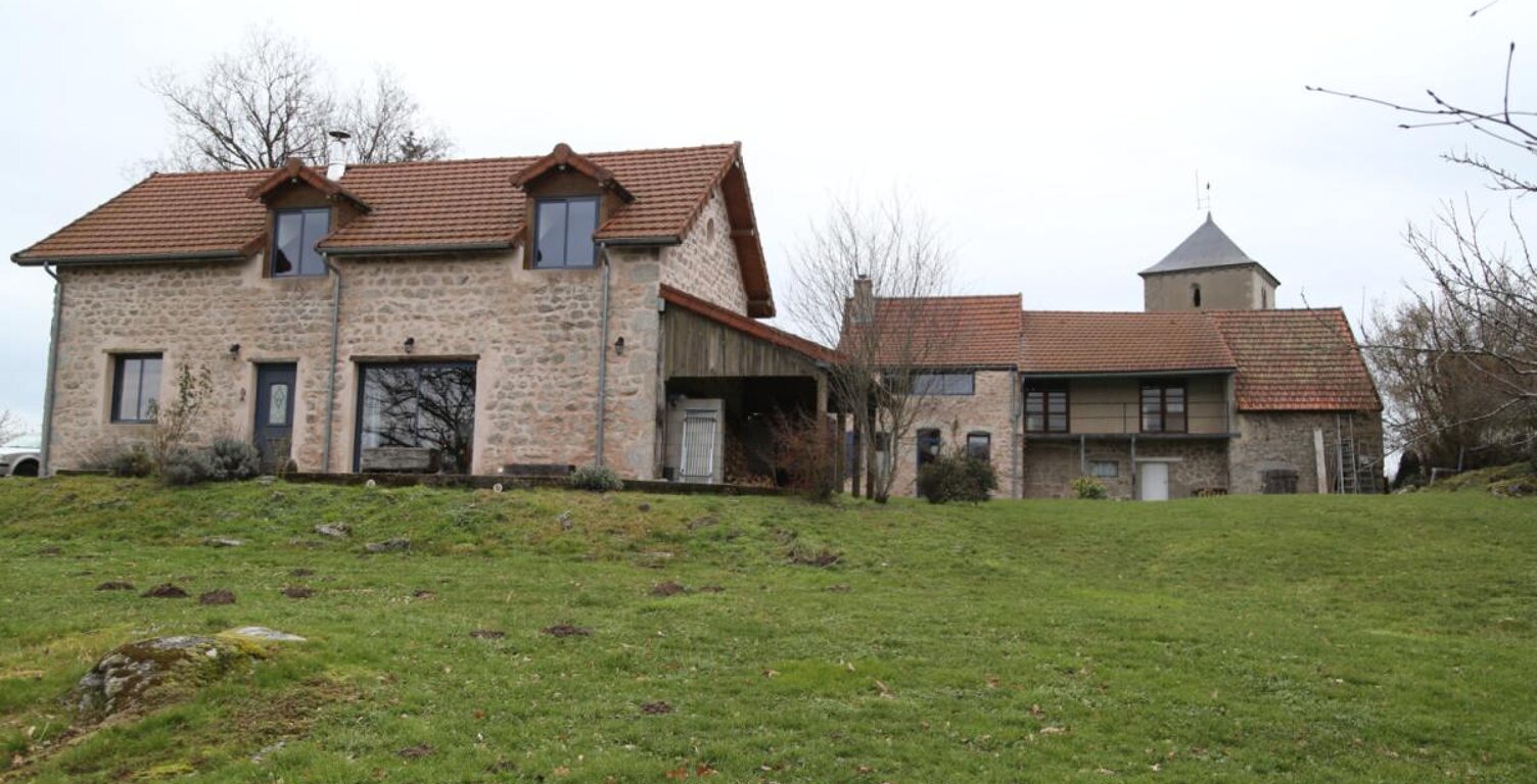 Propriété de 2 ha 78 en situation dominante — photo 1