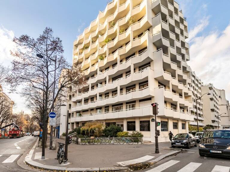 BUREAUX A VENDRE - PARIS 75018 - GUY MOQUET / JULES JOFFRIN — photo 1