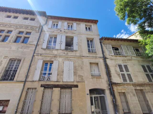 Appartement À Vendre Avignon Intra-Muros, 60 m², 3pièces, (chambre + bureau) Quartier Vernet-Fusterie — photo du bien