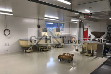 Local industriel  12000 €