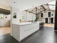Loft de 5 pièces de 240 m² à Faches-Thumesnil — photo 4
