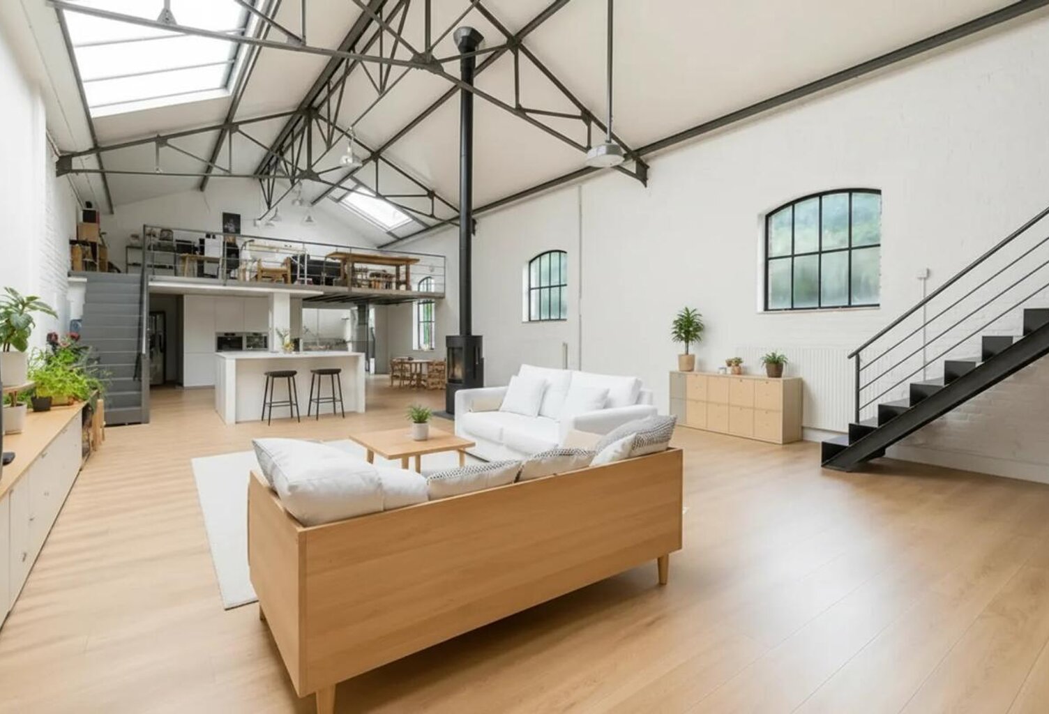 Loft de 5 pièces de 240 m² près de Lille — photo 1