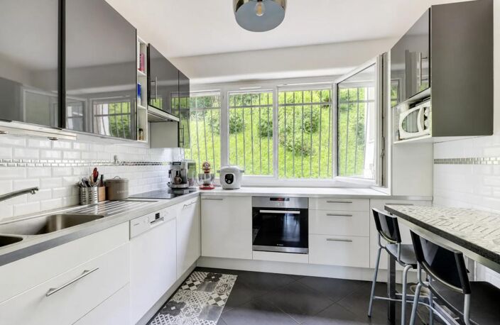 Appartement de 5 pièces de 115 m² à Sainte-Foy-lès-Lyon — photo 4
