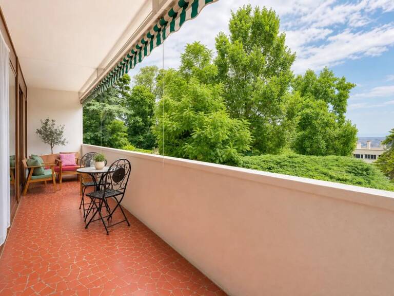 Appartement de 5 pièces de 115 m² à Sainte-Foy-lès-Lyon — photo 1