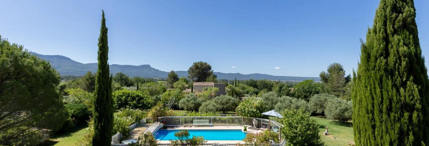 Maison 6 Pièces 220 m² à vendre à Pourrières (83910)