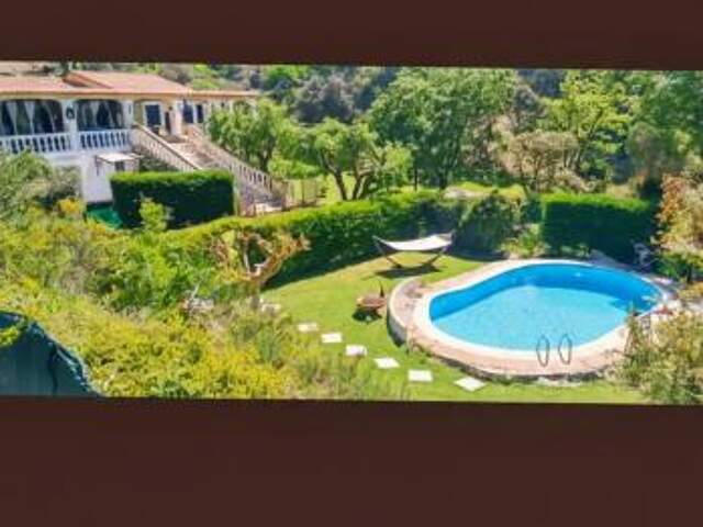 Maison de 7 pièces de 165 m² à Cabasse — photo du bien