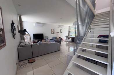 Maison 5 pièces 1500 €