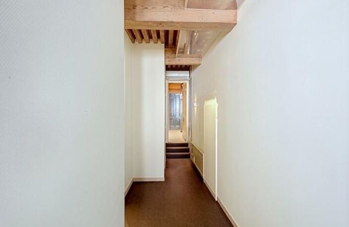 Appartement T2 Merciere Cordeliers - Climatisé, Charme de l'ancien, Traversant - 69002 Lyon — photo 3