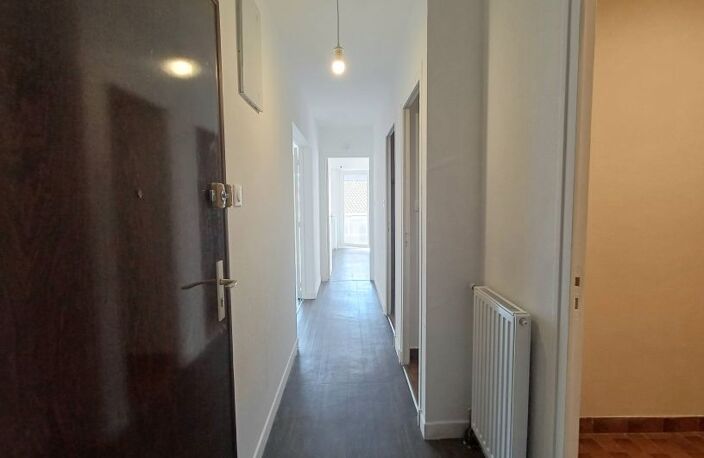 Grand T2 avec balcon - 52 m² - hypercentre de Mont de Marsan — photo 5