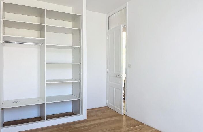 Appartement À Louer — photo 4
