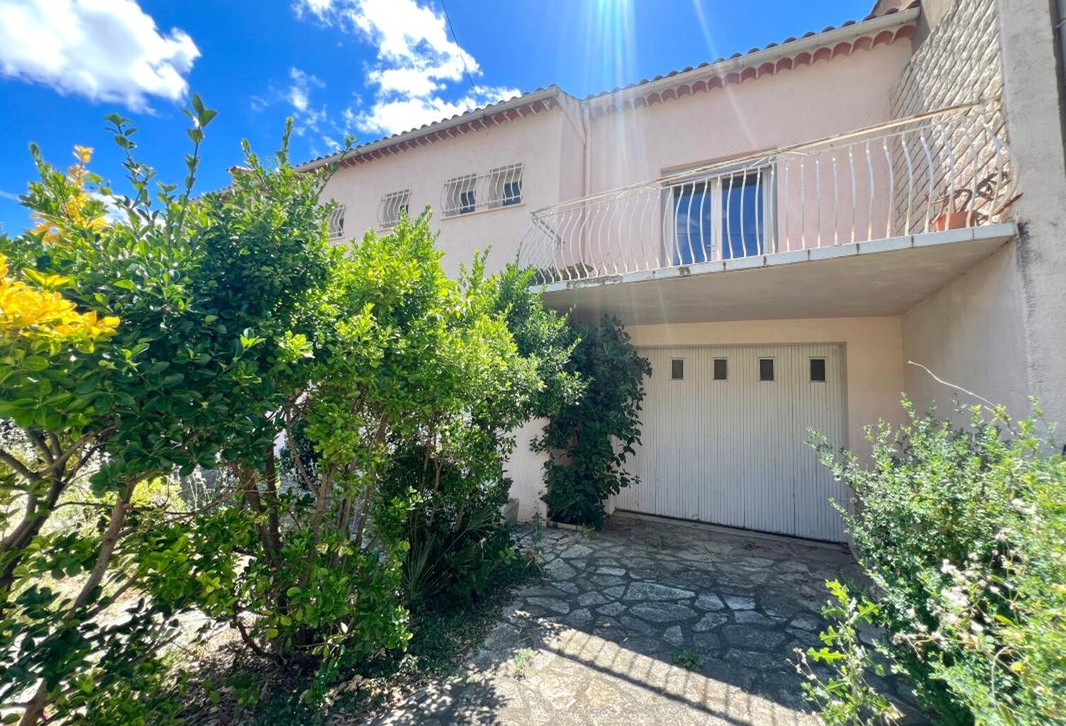 Maison T5 145 m2 avec jardin et garage — photo 1