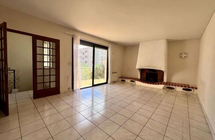 Maison T5 145 m2 avec jardin et garage — photo 2