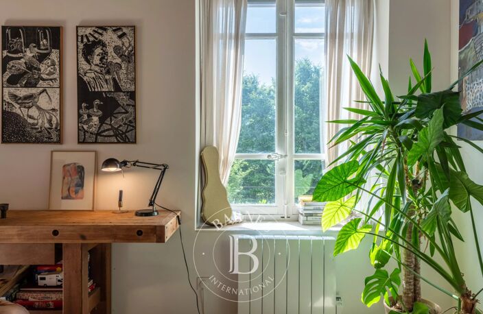 CHÂTILLON – APPARTEMENT / MAISON 160 m2 environ - 4 Chambres - Piscine - Serre - Jardin 2000 m2 environ. — photo 2