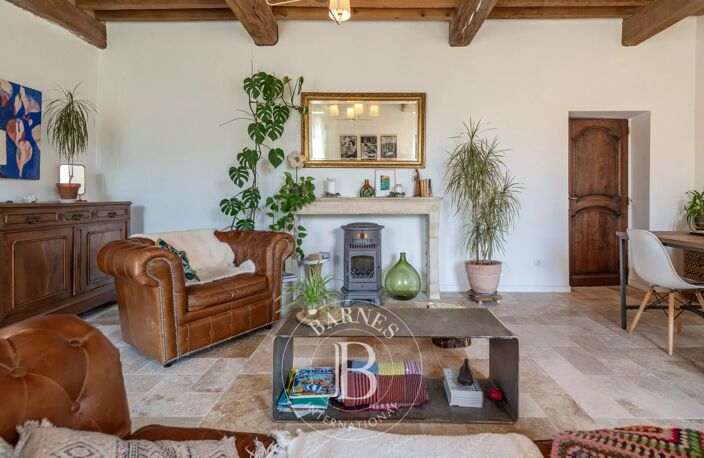 CHÂTILLON – APPARTEMENT / MAISON 160 m2 environ - 4 Chambres - Piscine - Serre - Jardin 2000 m2 environ. — photo 4
