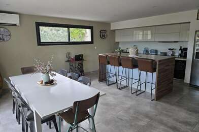 Maison 5 pièces 399000 €