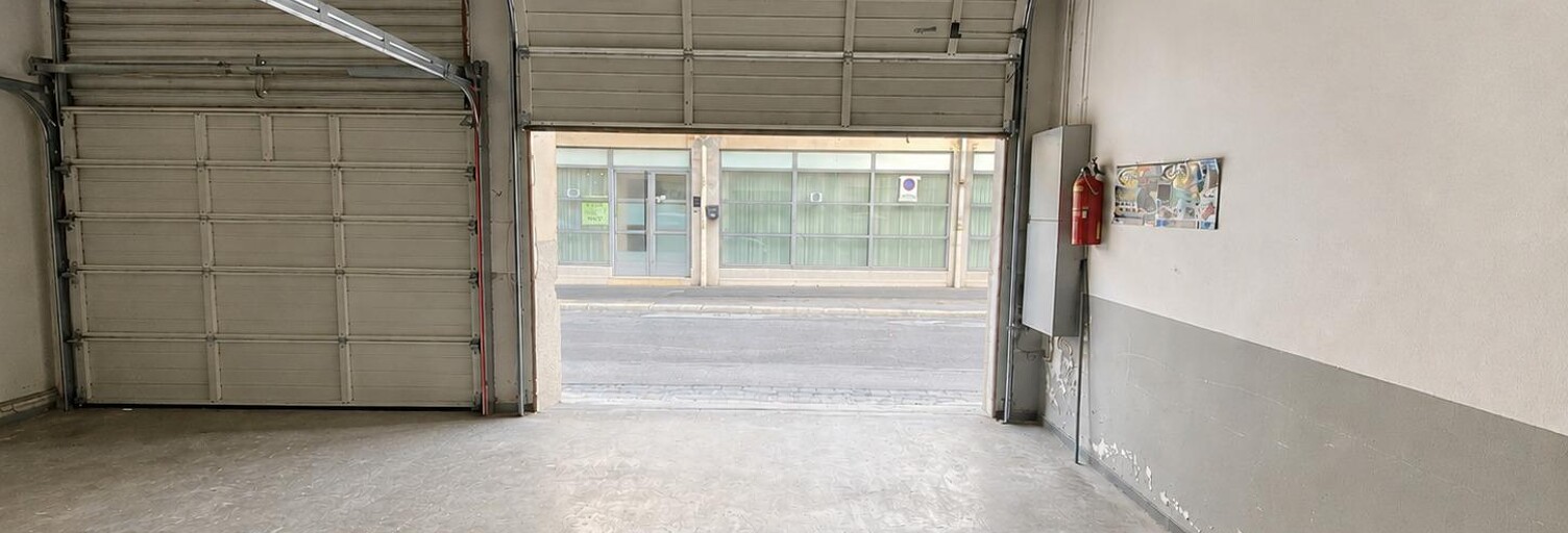 Garage   m² à louer à Perpignan (66000)