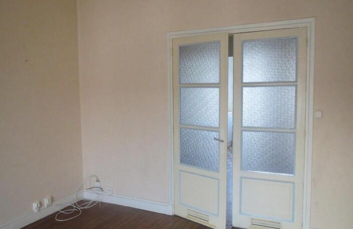 Location appartement 4 pièces 80 m² à Tours (37000) — photo 3