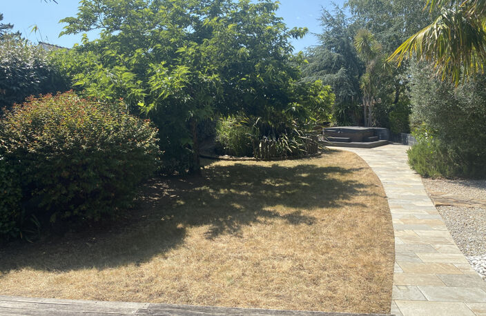 MAISON LUMINEUSE ET CONFORTABLE 140 M2 — photo 5