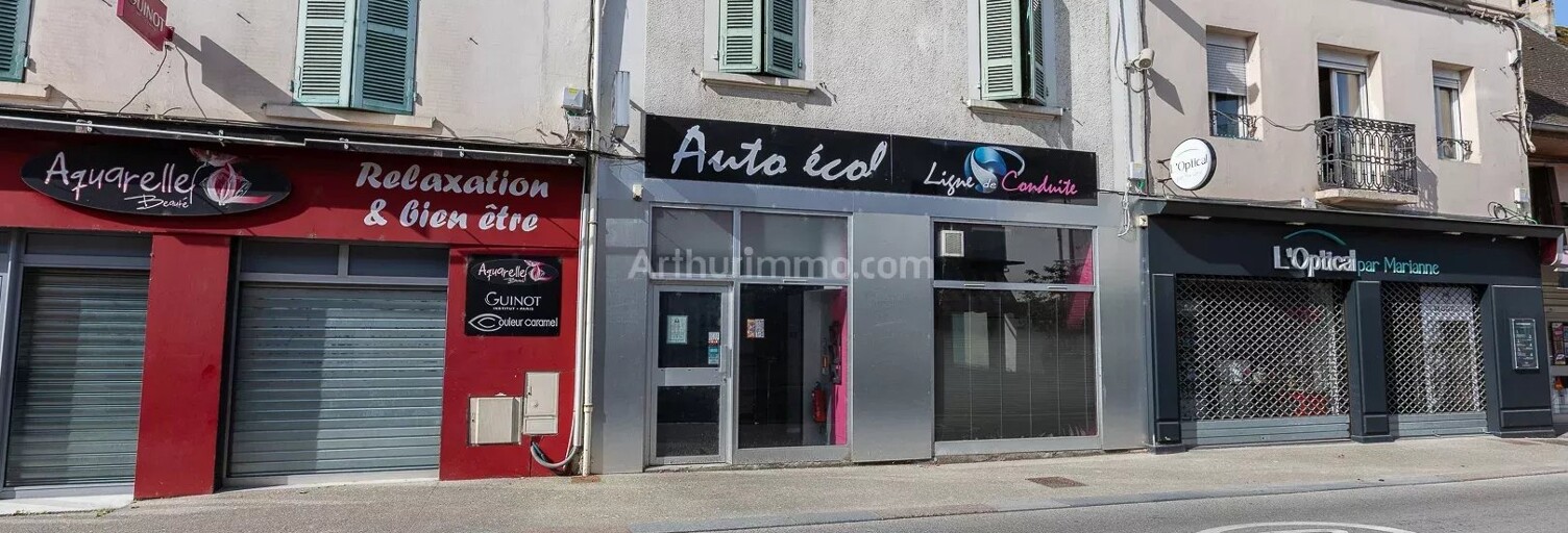 Immeuble  130 m² à vendre à Les Avenières Veyrins-Thuellin (38630)