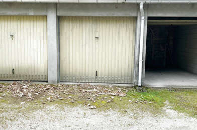 Garage  90 €